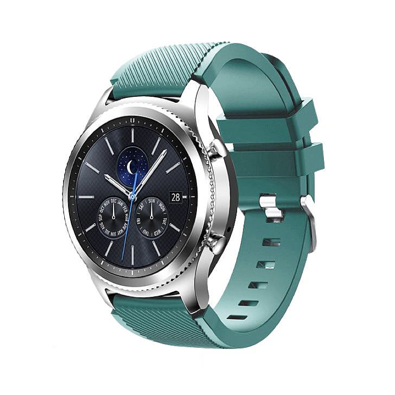 Mountain Green Rugged Silicone Sport Universal Watch Band on Samsung Gear S3 Classic Watch.
